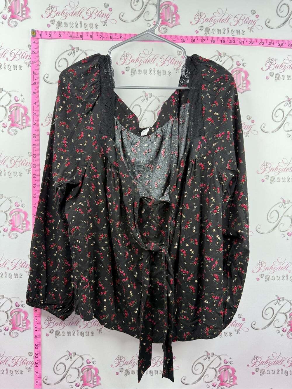 GAP blouse flowy flowers milkmaid Black Floral Tie-Front Blouse